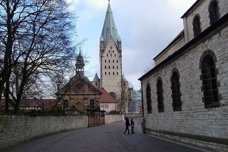 Self guided tour with interactive city game of Paderborn