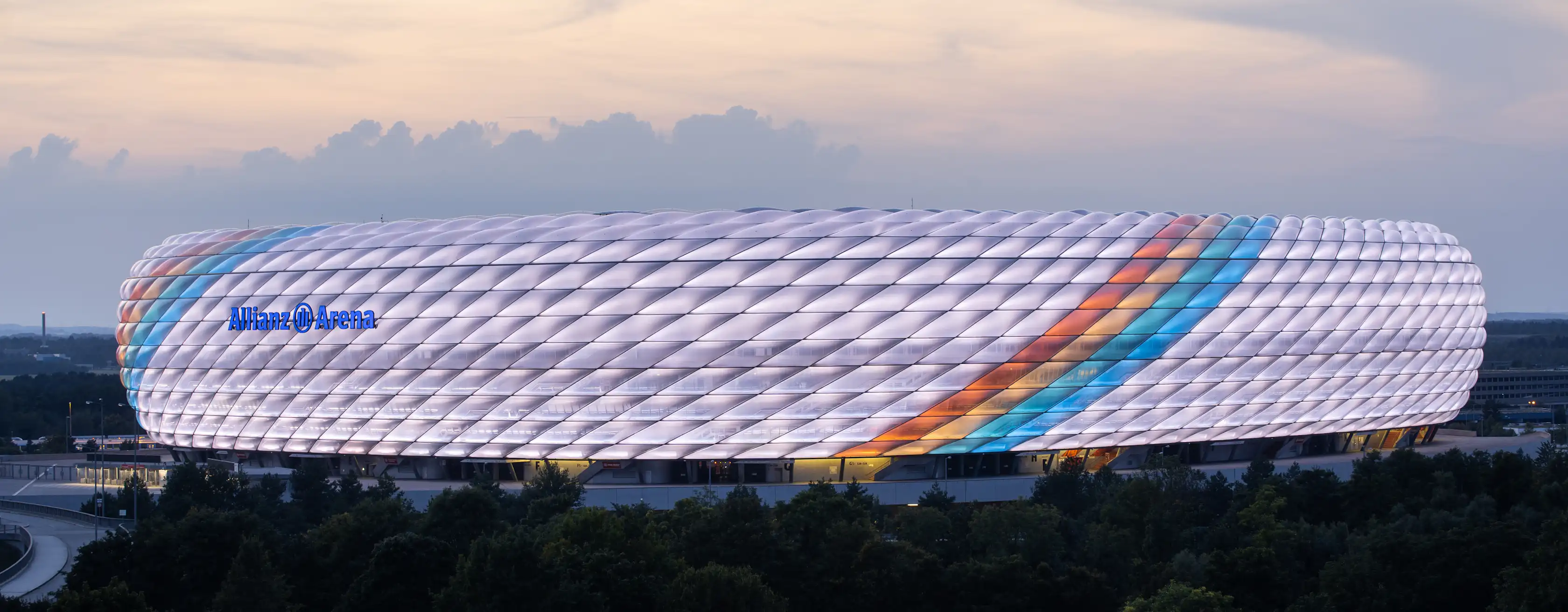 Allianz Arena tickets and tours