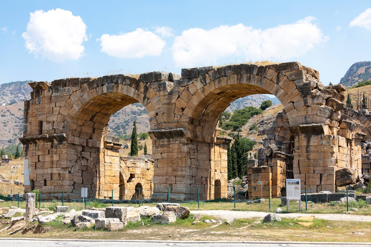 Hierapolis and Pamukkale Tour with Lake Salda