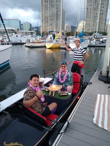 Relaxing evening Venetian-style gondola cruise in Waikiki
