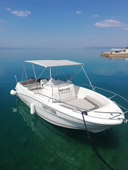 Makarska Riviera und Schnellboottour zu den lokalen Inseln ab Podgora