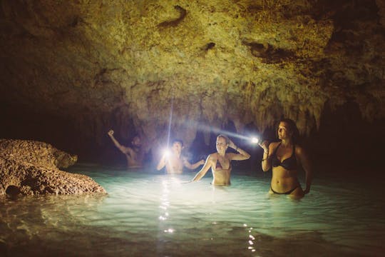 Visite d'une demi-journée du monde souterrain maya