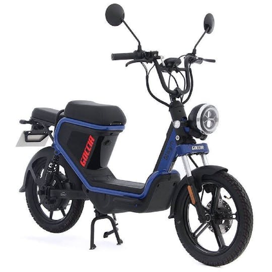 Texel retro E-puch electric scooter rental