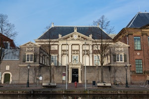 Museum de Lakenhal