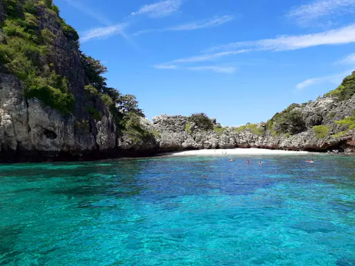 Private Full Day Ko Ha & Ko Rok Speedboat Tour