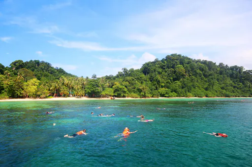 Private Full Day Speedboat Tour with Emerald Cave Visit