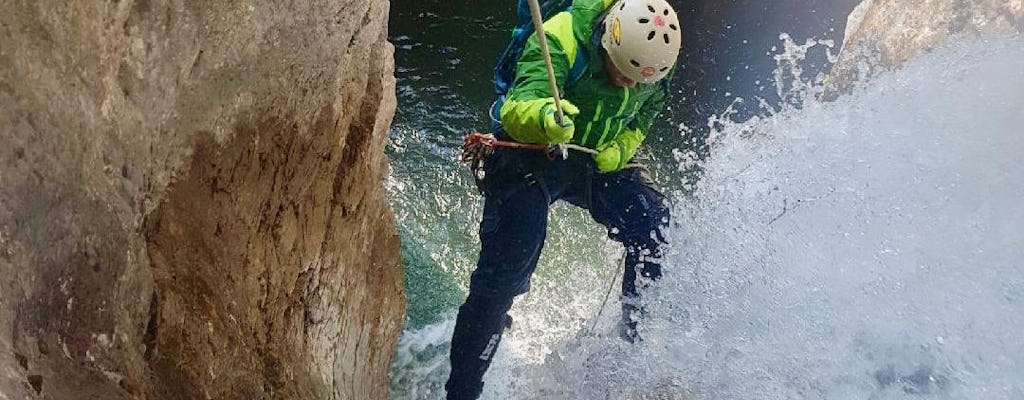 Full-day canyoning in Castle Mountain Canyon for advanced