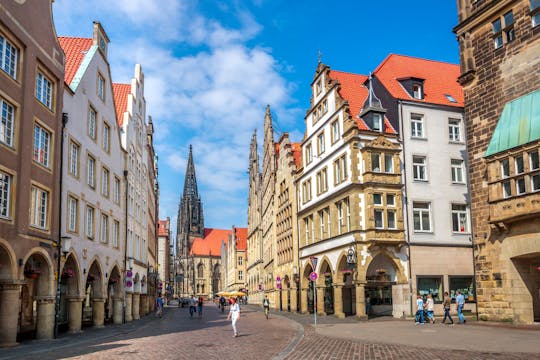 Self guided tour with interactive city game of Münster
