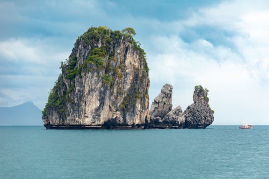 Phi Phi-øyene med speedbåt