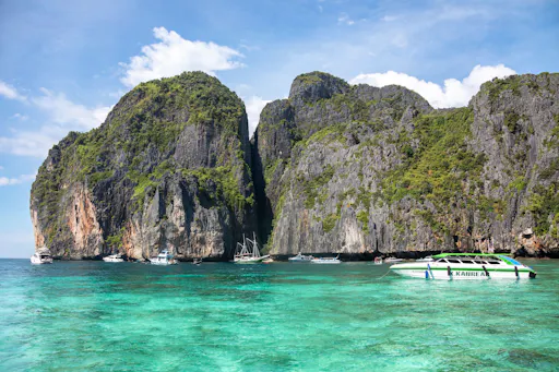 Phi Phi Islands by Speedboat