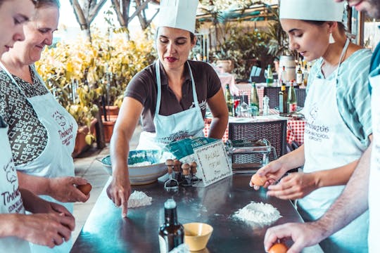 Cours de cuisine à Sorrente avec transport