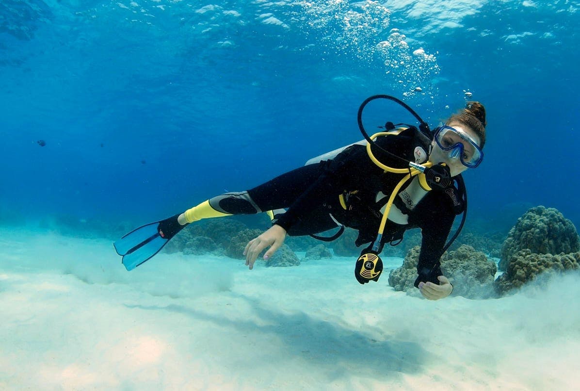 Discover scuba diving with Crete diver's club