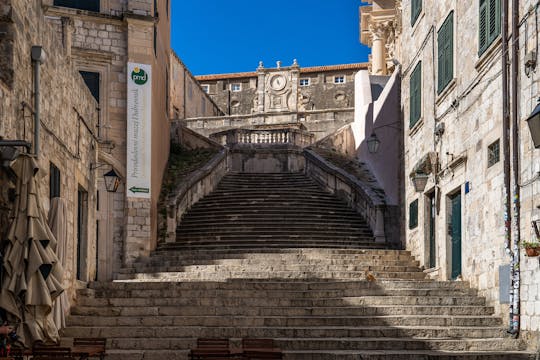 Tour a piedi della città vecchia di Dubrovnik e de Il Trono di Spade mattiniero