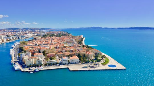Excursão a pé em Zadar comunista e da Segunda Guerra Mundial