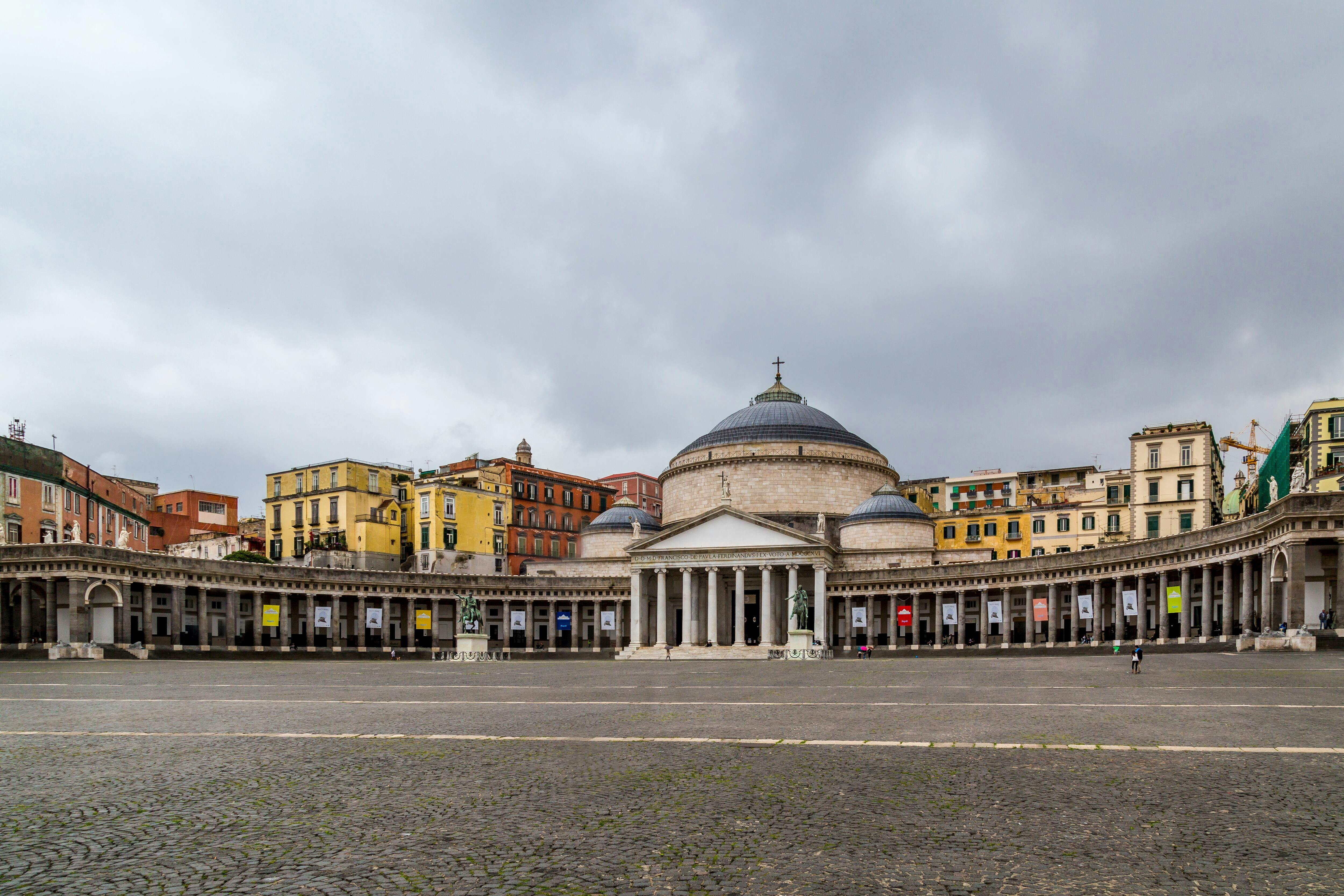 Pompeii & Naples Tour