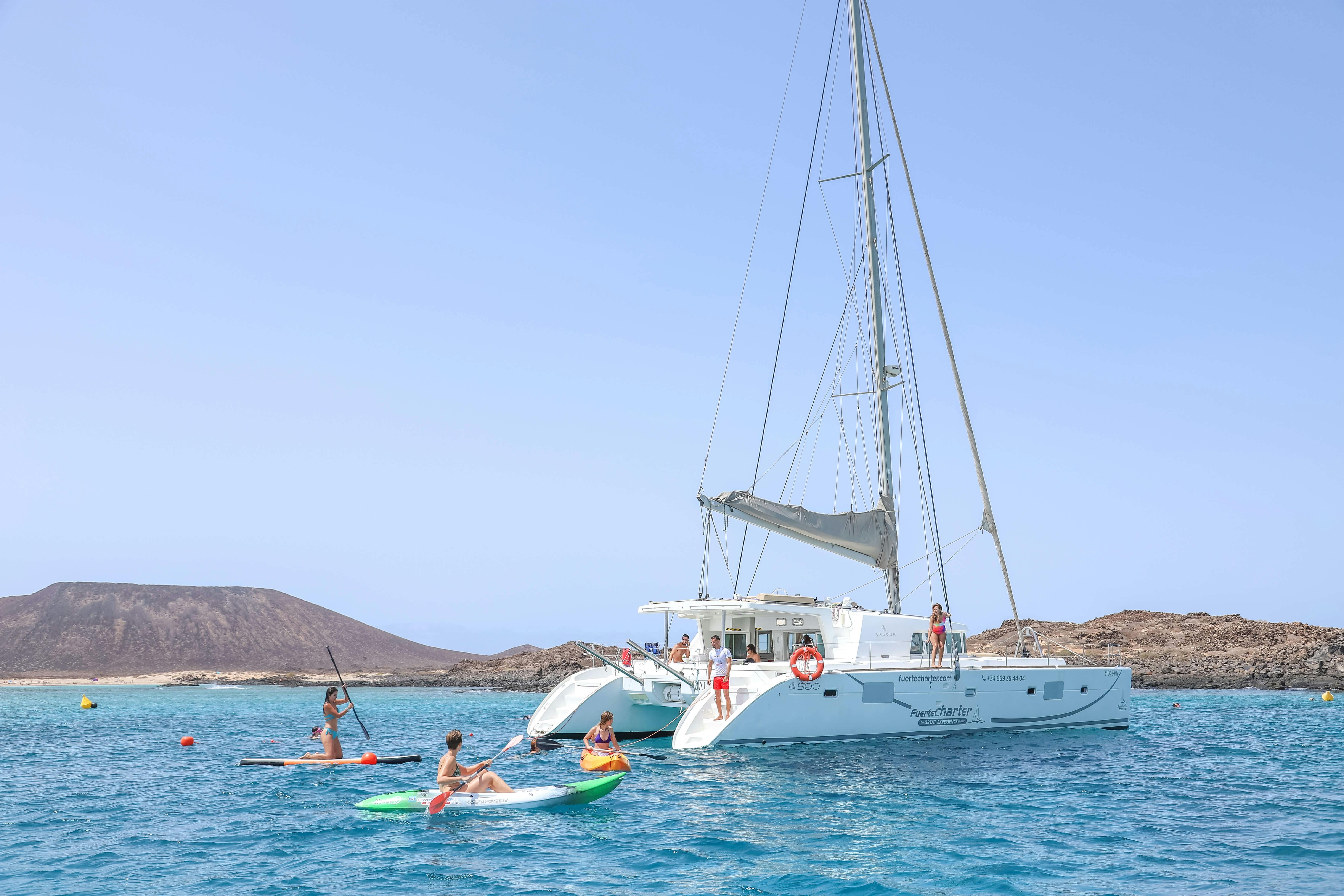 Luxury adults only catamaran cruise from Corralejo with paella Musement