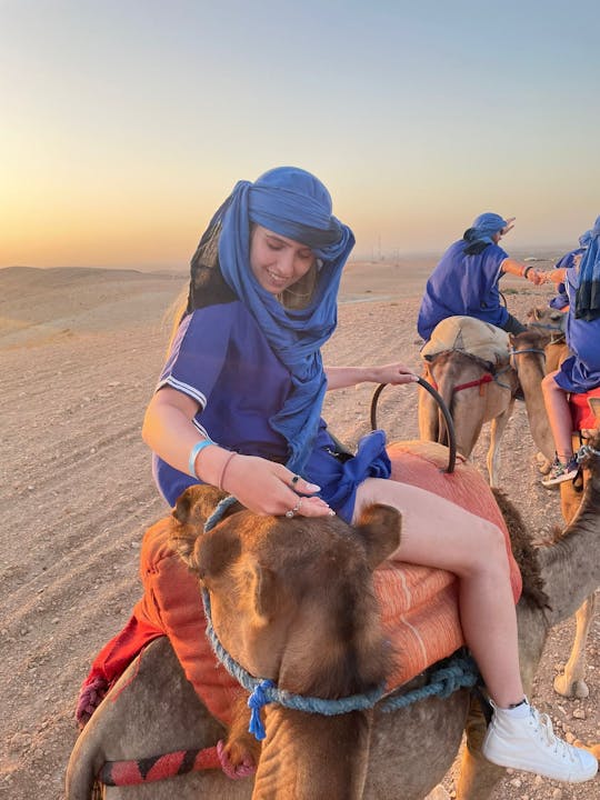 Tour en el desierto de Agafay que incluye paseo en camello y almuerzo