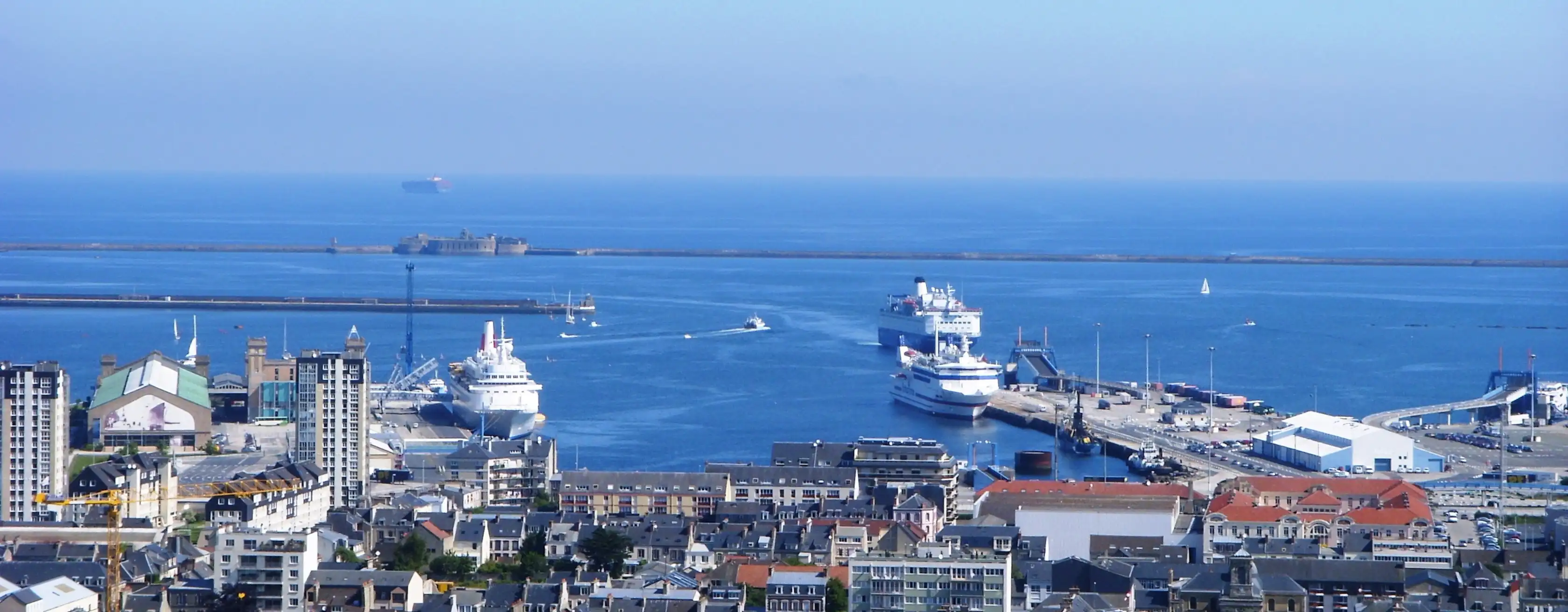 Ting at foretage sig i Cherbourg en Cotentin