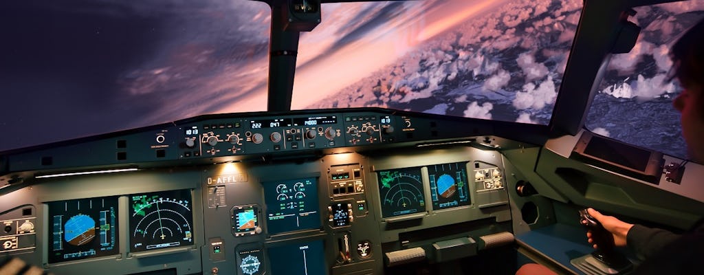 120-minute flight in Airbus A320 flight simulator in Düsseldorf