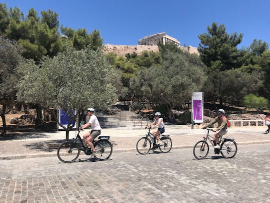 Visite en vélo électrique des meilleures attractions classiques d'Athènes