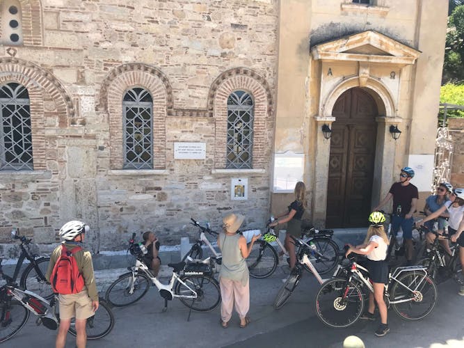 Ebike tour of the classical Athens best attractions