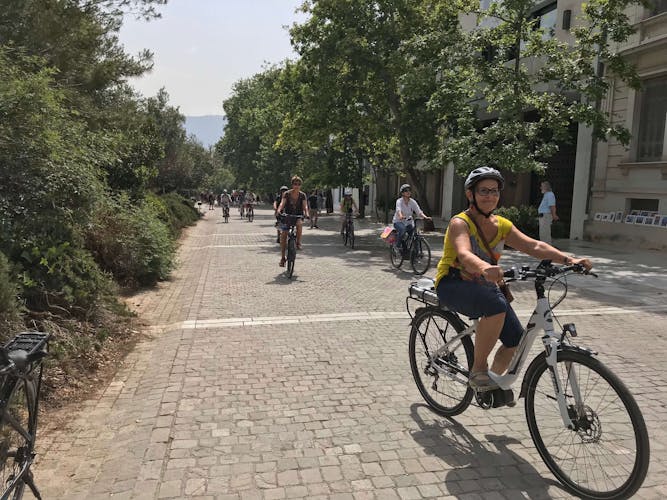 Ebike tour of the classical Athens best attractions