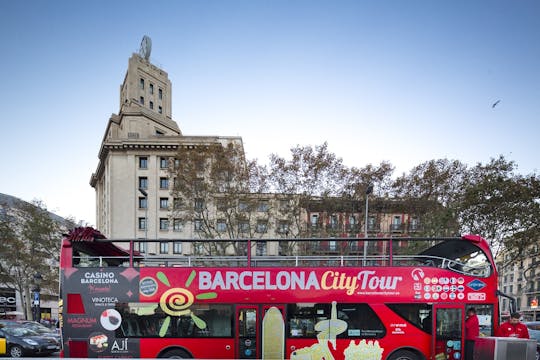 Billete de bus turístico para un recorrido por Barcelona