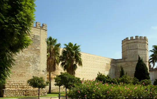 Passeio a pé monumental em Jerez com ingressos para o Alcázar Mudéjar e a Catedral