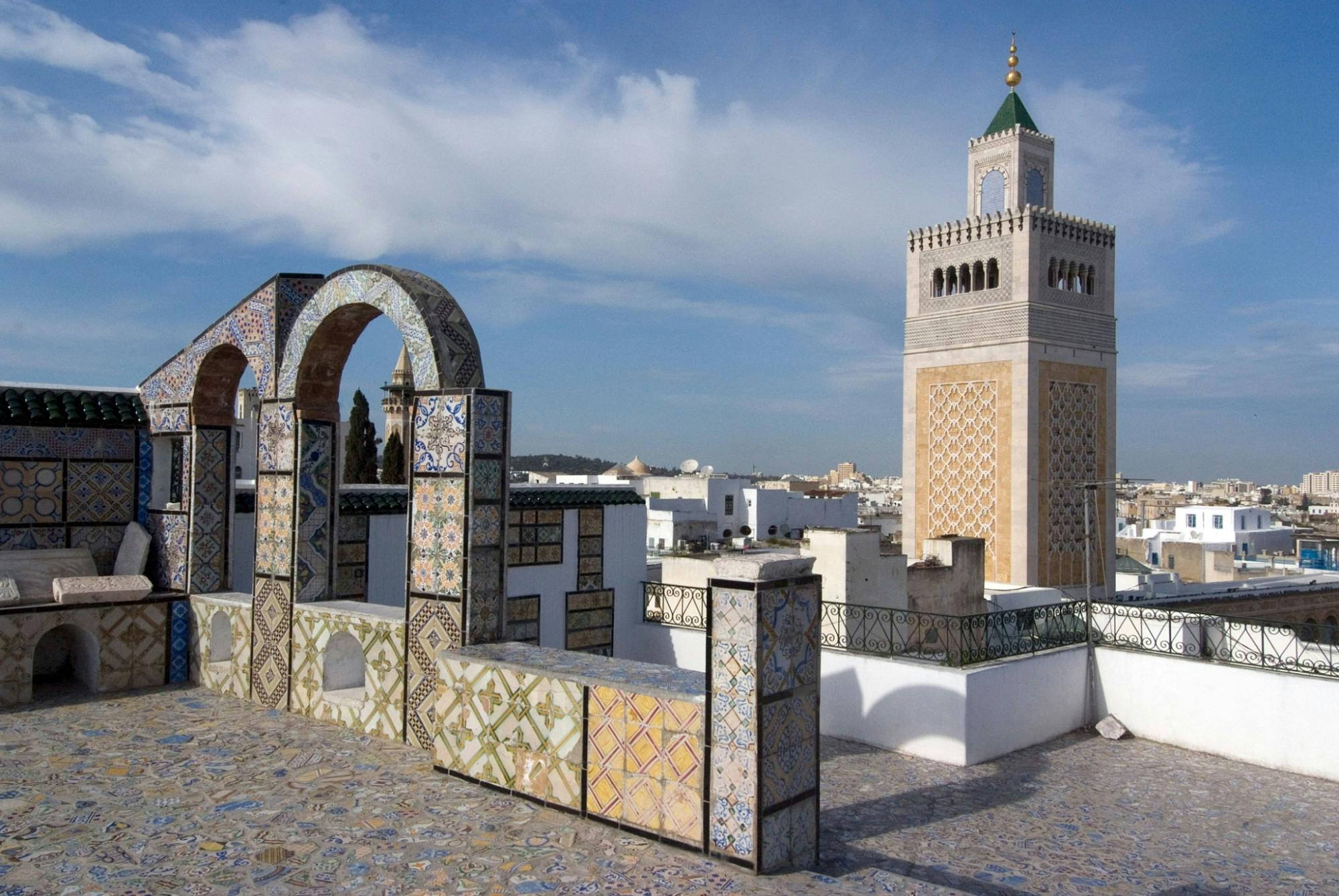 Sidi Bousaid and Medina guided tour from Sousse and Monastir