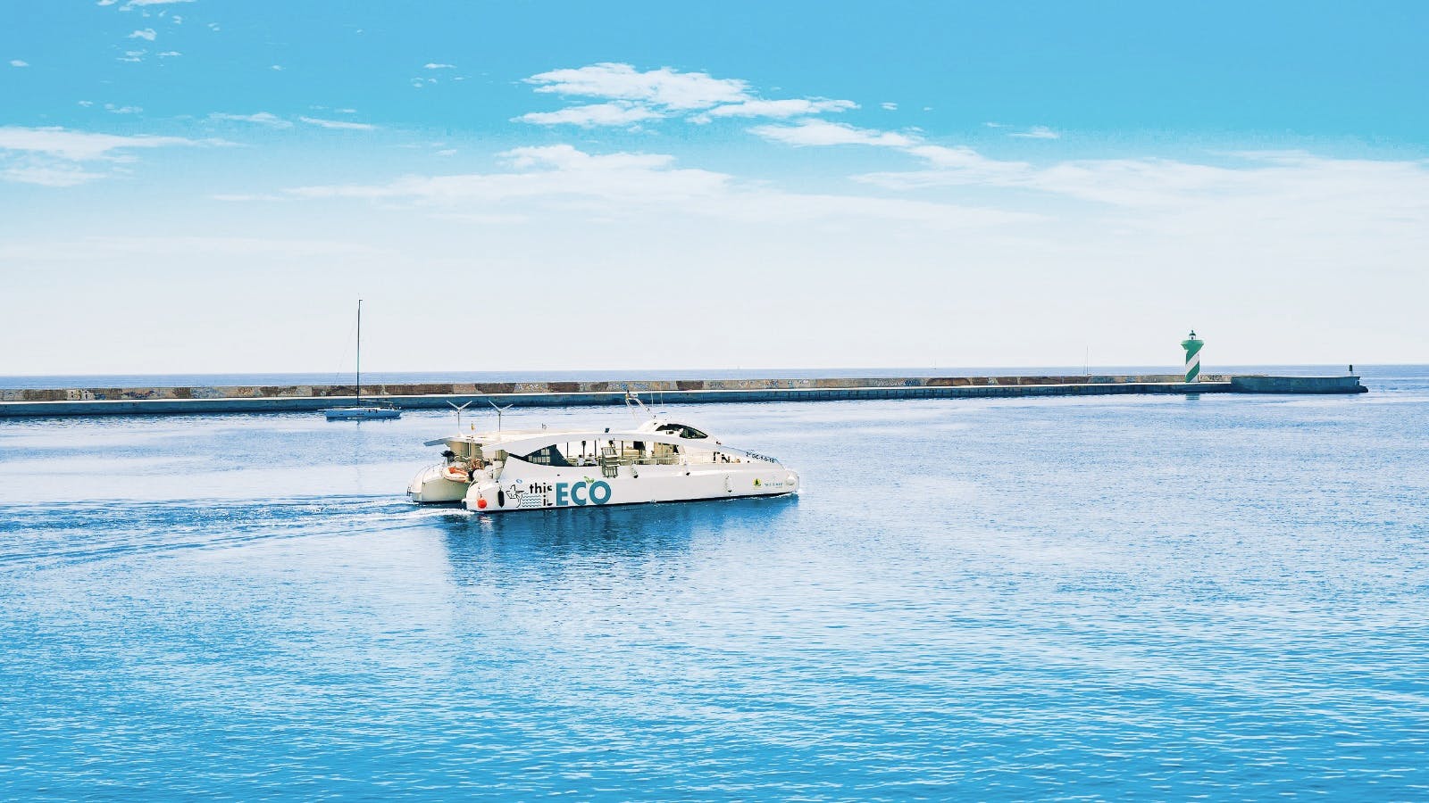Barcelona eco-catamaran tour