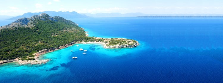 Full-day island hopping cruise from Athens with lunch