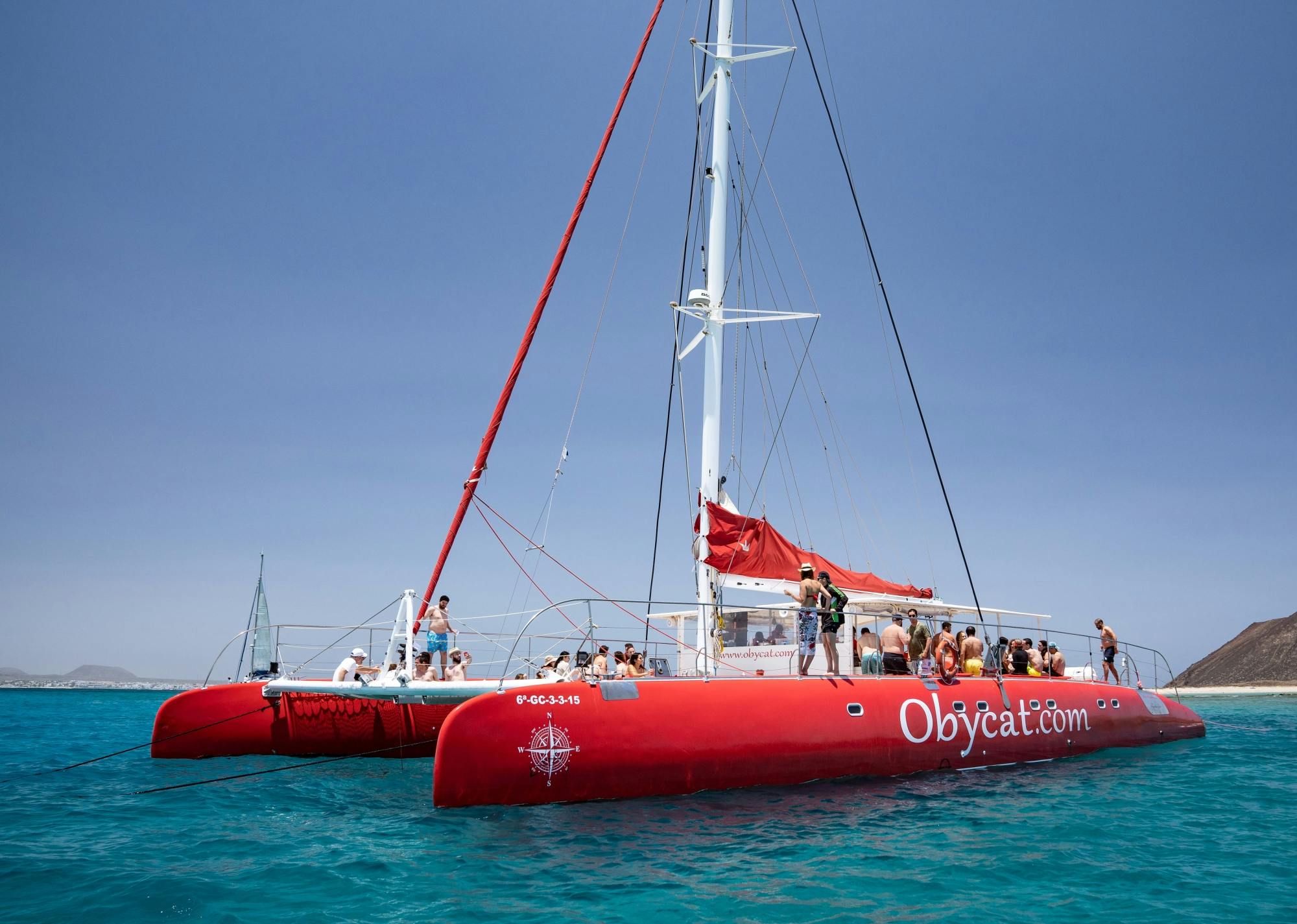 Sejlads med Oby Catamaran fra Caleta de Fuste