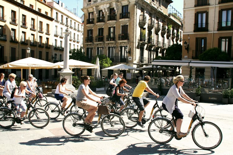 Madrid highlights bike tour