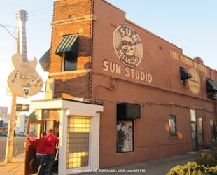 Beale Street private walking tour with entrance to Sun Studio