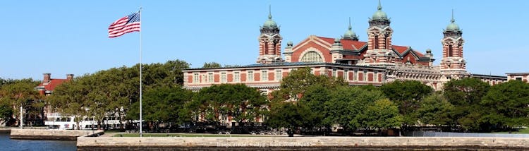 Statue of Liberty and Ellis Island private guided tour
