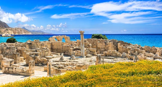 Visite de l'ancienne Kourion, du château de Kolossi, d'Omodos et de vignobles, au départ de Limassol