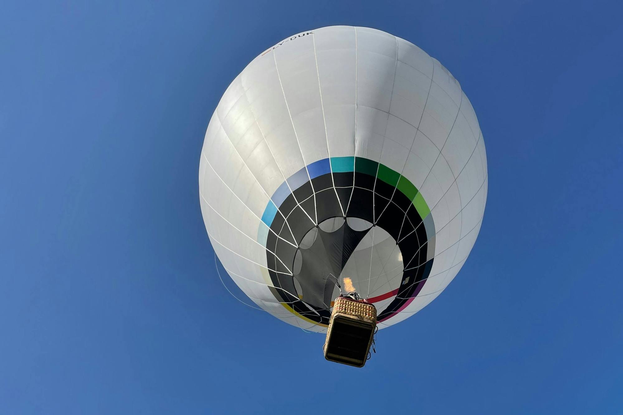 Billete de experiencia en globo aerostático al amanecer en Creta