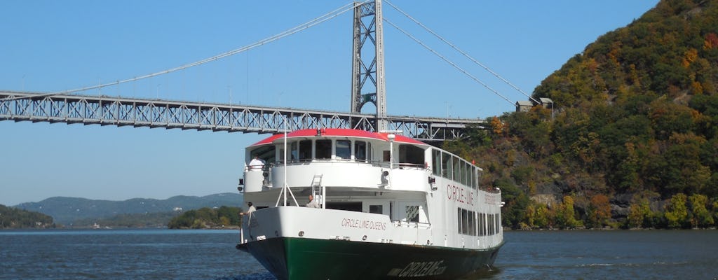 Crucero por el follaje del río Hudson