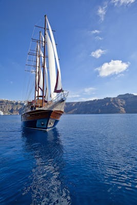 private boat tour oia santorini