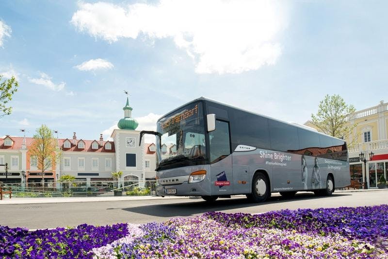 Transfer busem z Wiednia do Designer Outlet Parndorf z czasem wolnym