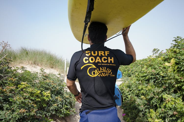 Beginners surf experience in Newquay