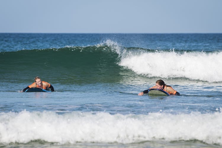 Beginners surf experience in Newquay