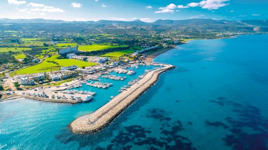 Cypern rundtur med vin og ost plus bådtur i Den Blå Lagune