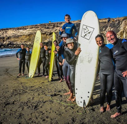 Clases de Surf en el Sur de Fuerteventura con Transfer