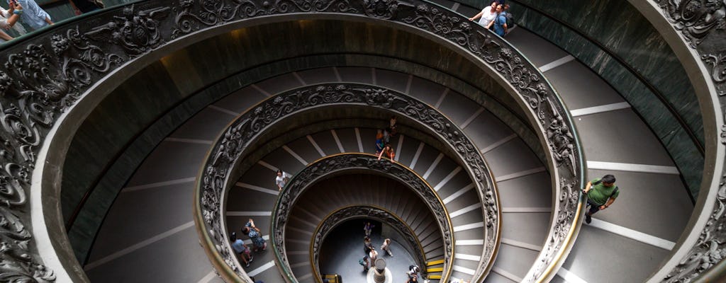 Tour em grupos pequenos aos Museus do Vaticano e à Capela Sistina com visita à basílica