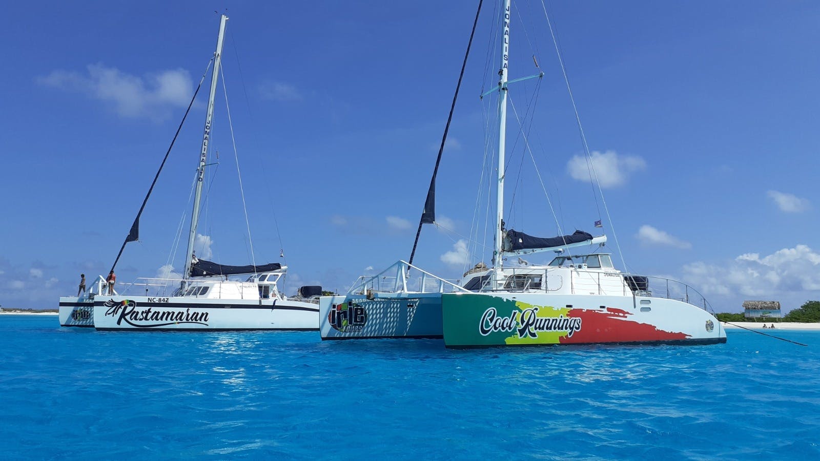 Klein Curaçao catamaran trip including small breakfast and lunch
