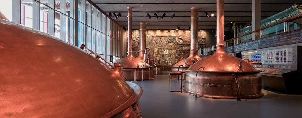 Visite guidée du musée Estrella Galicia avec dégustation de bière et de charcuterie