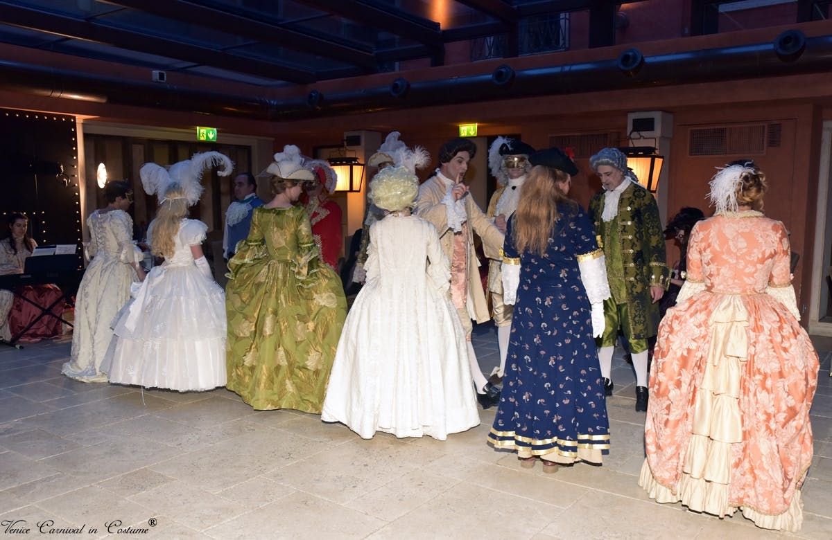 Venice Carnival 2023 Dancing Chocolate