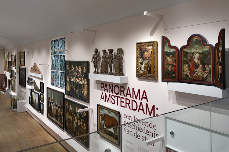 Amsterdam Museum entrance tickets with audio guide