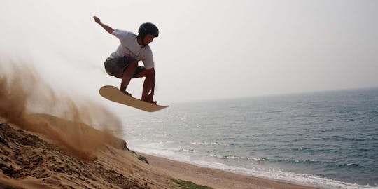 Tour di mezza giornata di surf sulla sabbia di Agadir